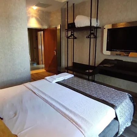 Elite Admiral Aqua Hotel